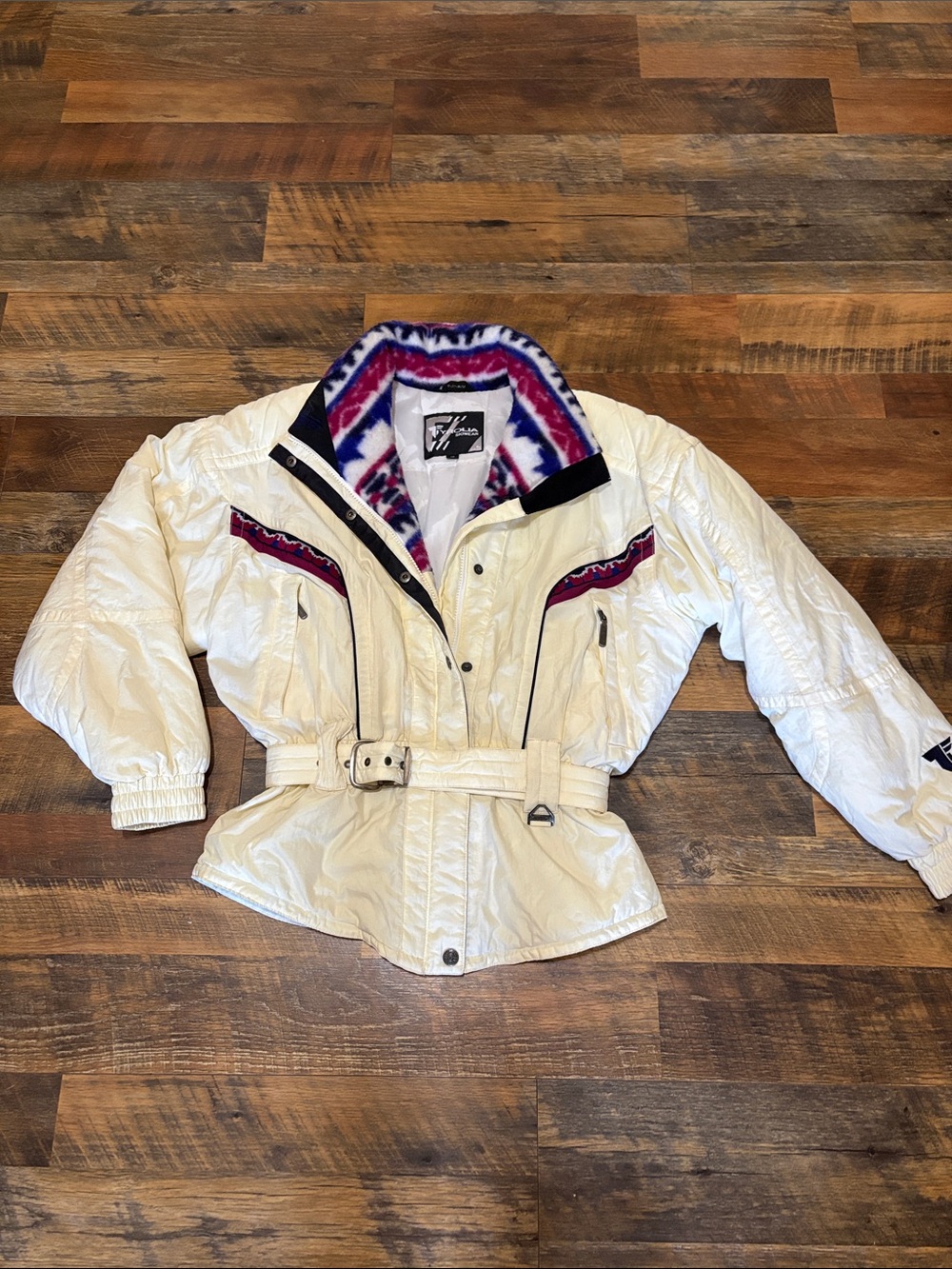 Vintage Tyrolia Women’s Belted Ski Jacket Retro 80s 90s White Puffer Southwester